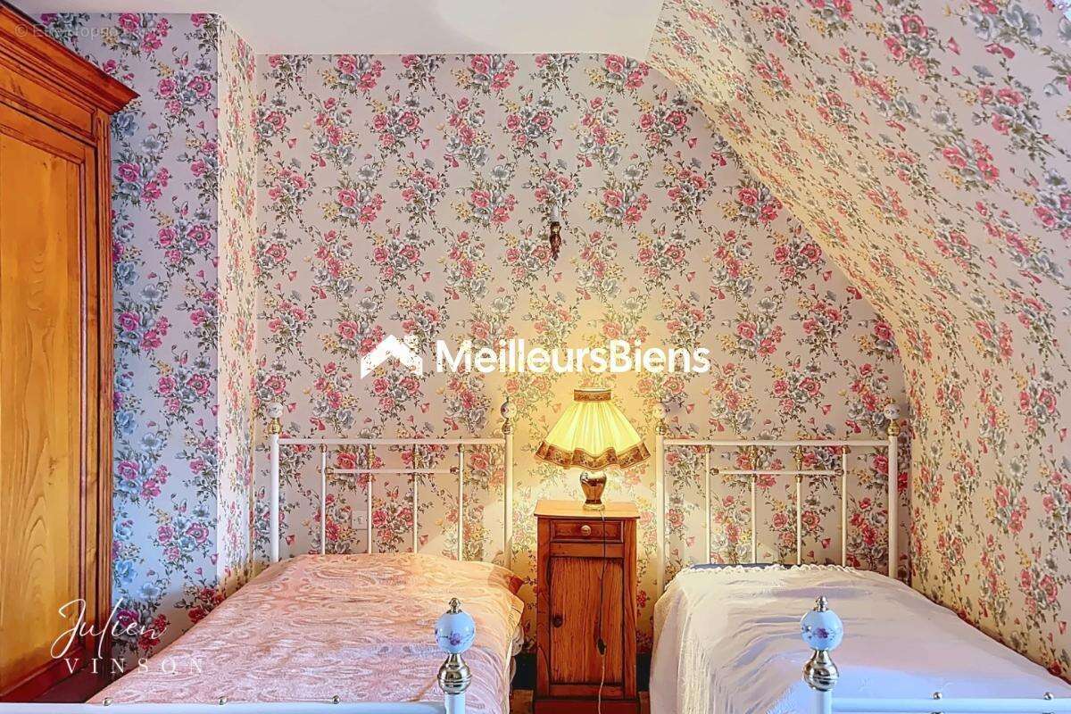 Maison familiale 4 chambres à Vieux-Marché - photo 9