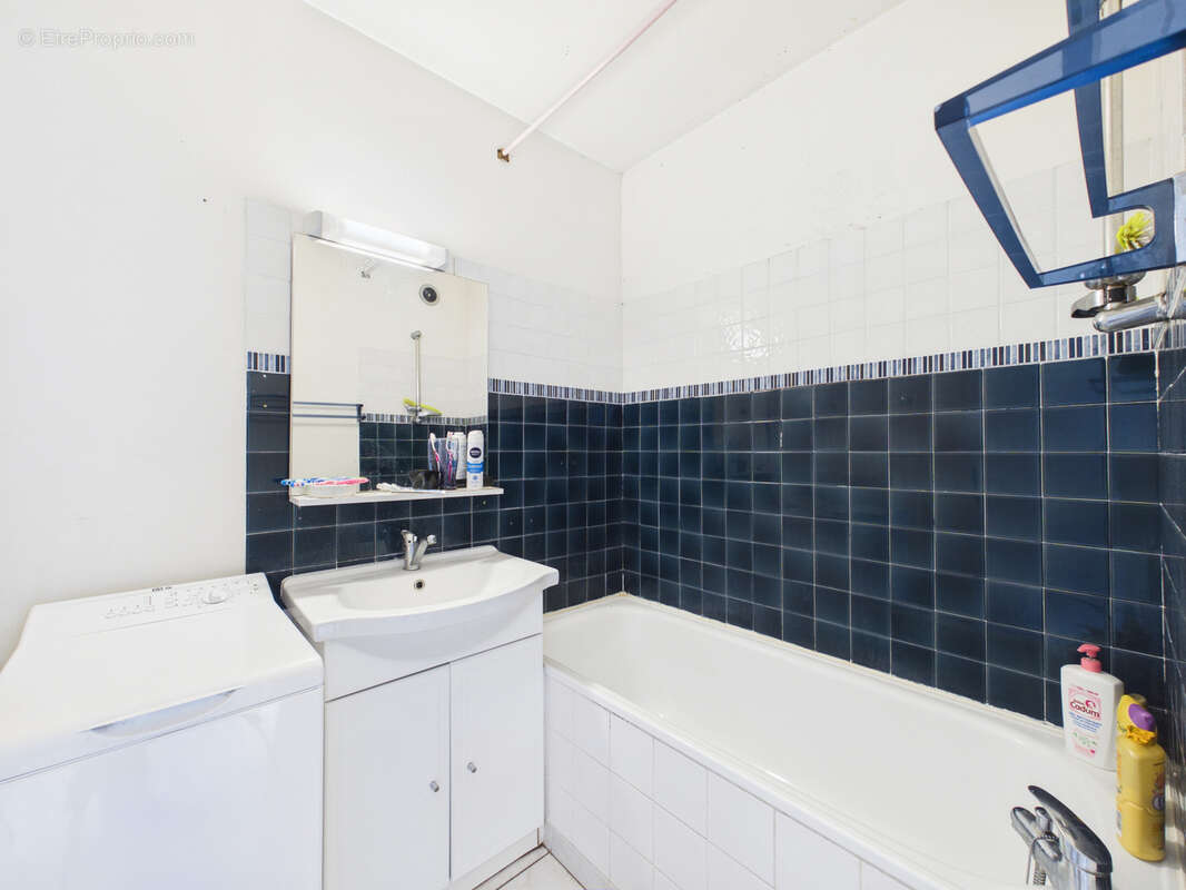 Appartement à SARTROUVILLE