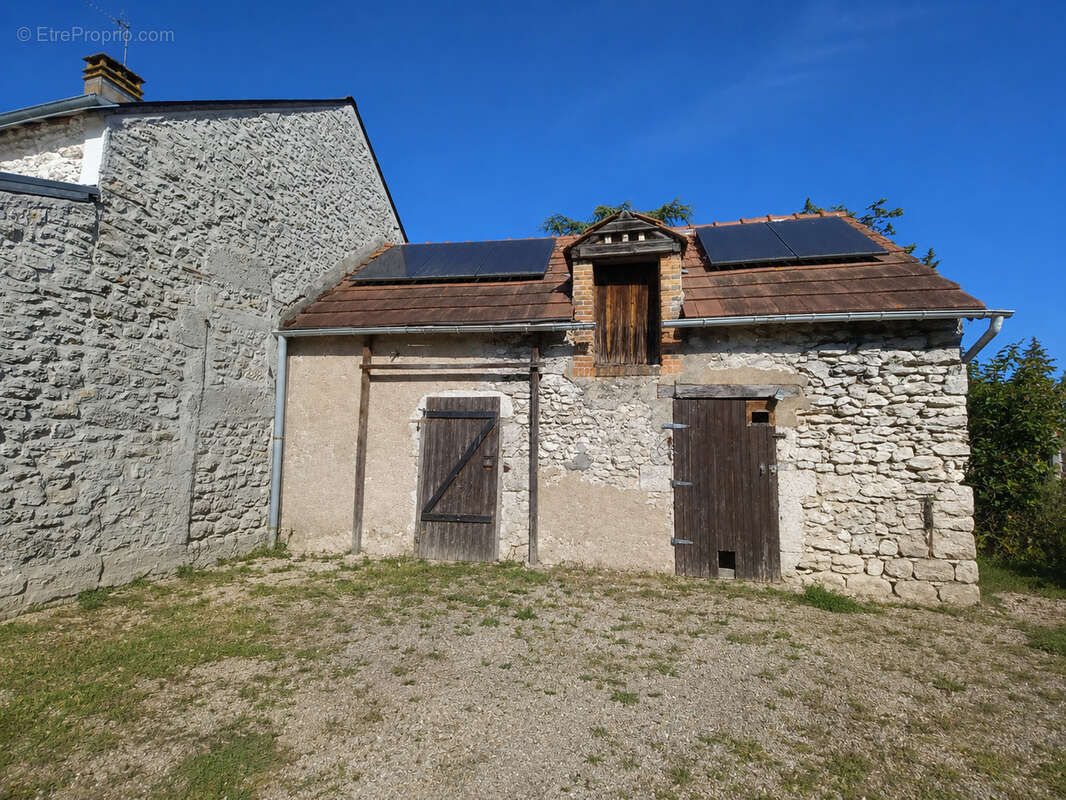 Maison à DRY