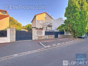 Maison à SAINT-MAUR-DES-FOSSES