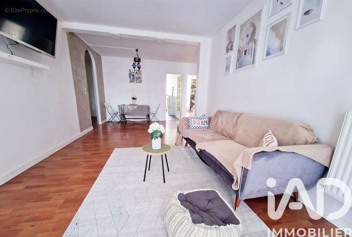 Photo 2 - Appartement à SARCELLES