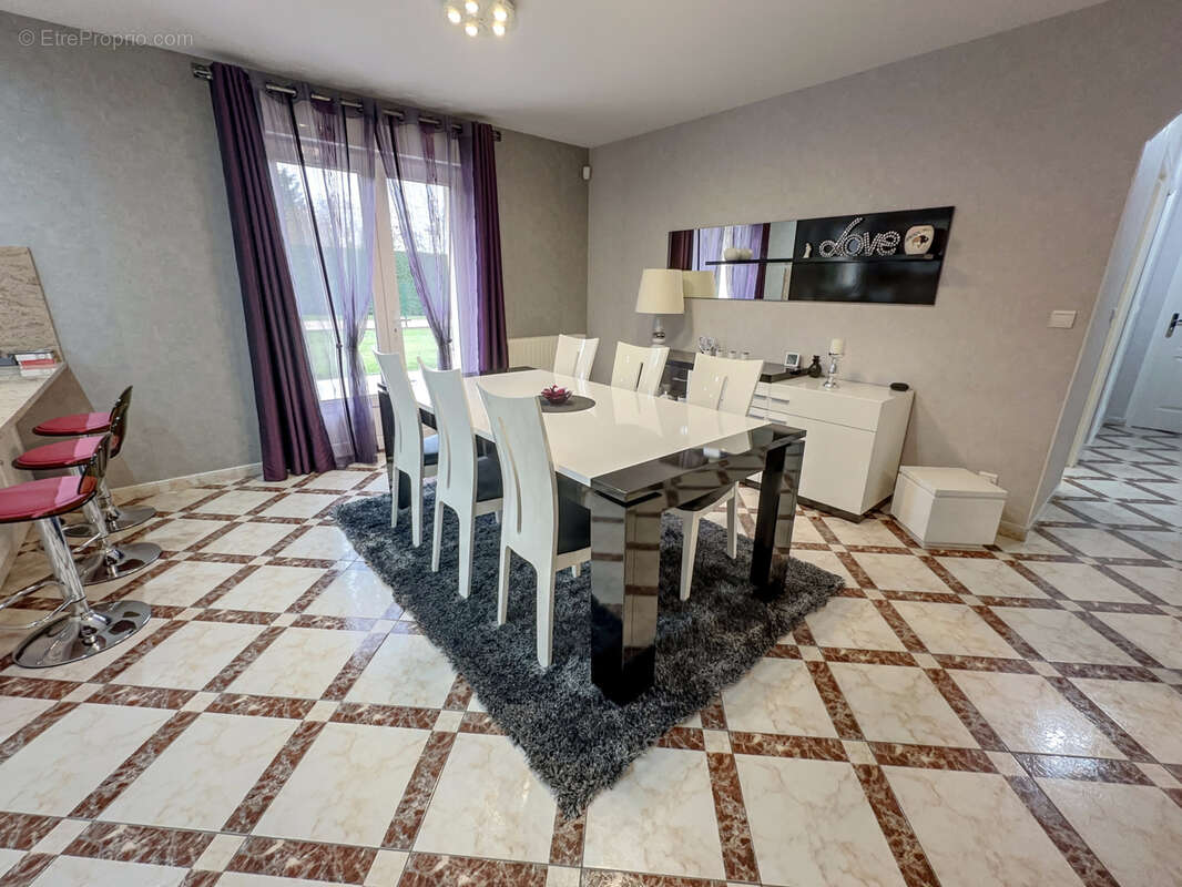 Maison à VERNOUILLET