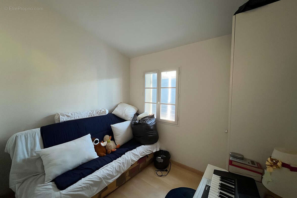 Appartement 2 pièces - 34 m² - Plein centre de L'Isle-Jourdain (Gers) - Idéal investisseur - photo 2