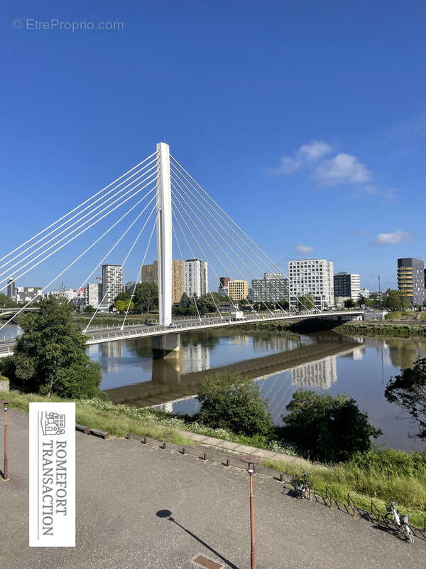 Autre à NANTES