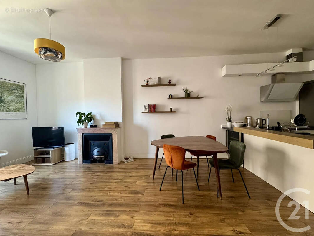 Appartement 73 m² à Villeurbanne  - photo 2