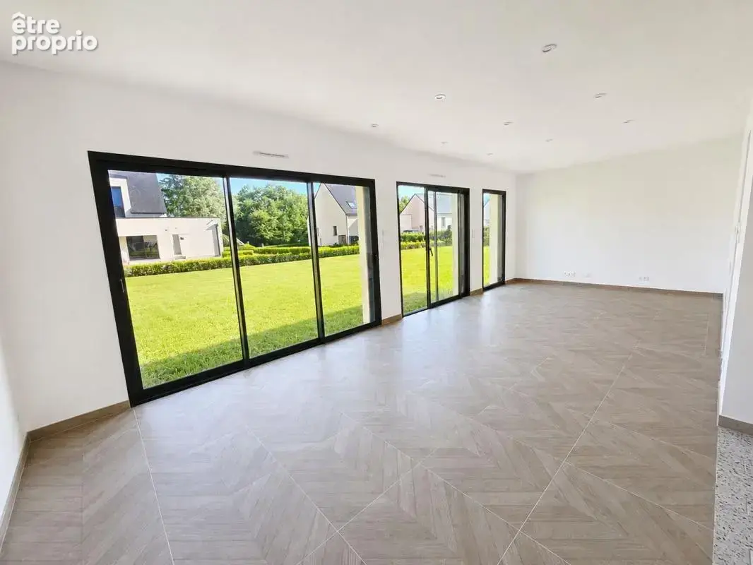 TRÉMAOUÉZAN – Maison contemporaine de 2024 – 4 chambres – Vie de plain-pied - photo 2