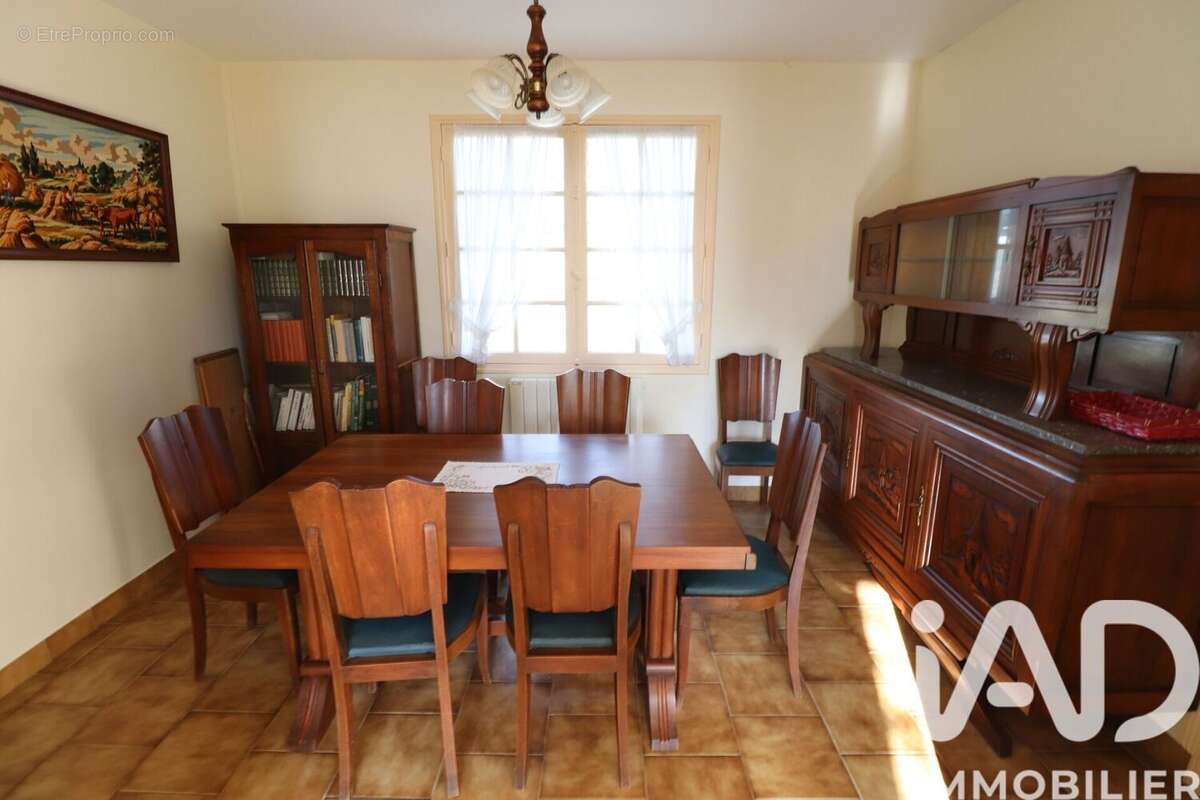 Maison 102 m² à Neuvicq  - photo 8