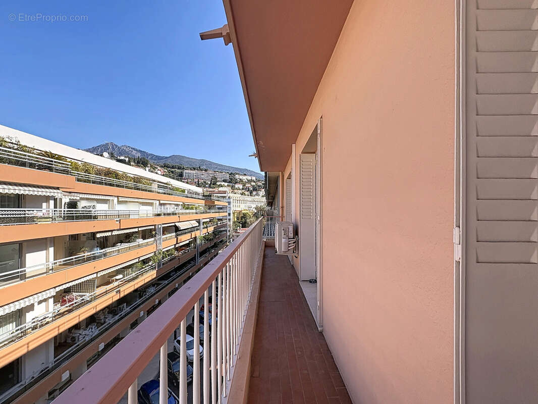 Appartement à MENTON