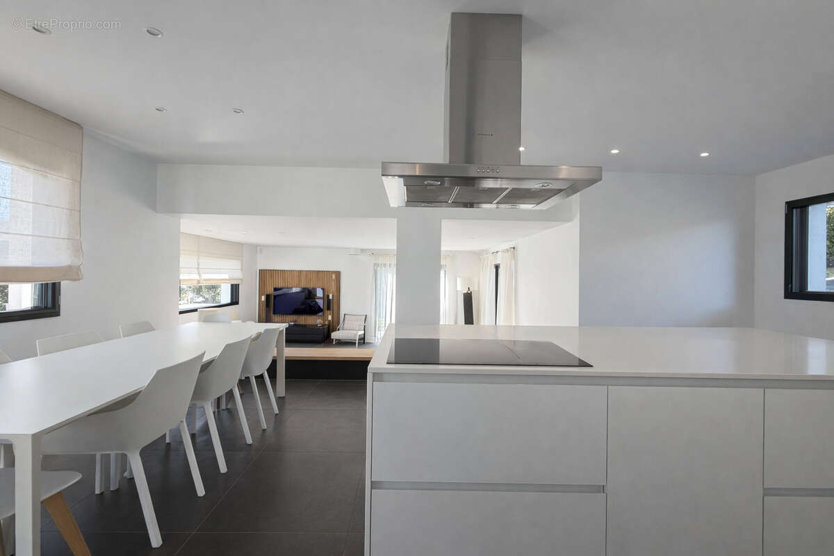Villa moderne avec piscine a reignier - esery - photo 4