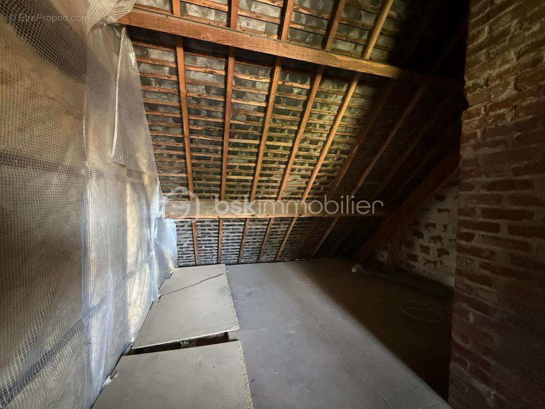 Appartement avec fort potentiel, garage, parking – Lisieux - photo 9