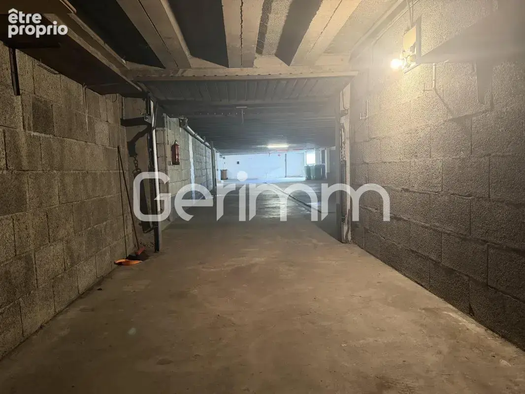 Vente - Garage - 16 m² - 11 500 € - GRENOBLE - 10 rue barral de - photo 4
