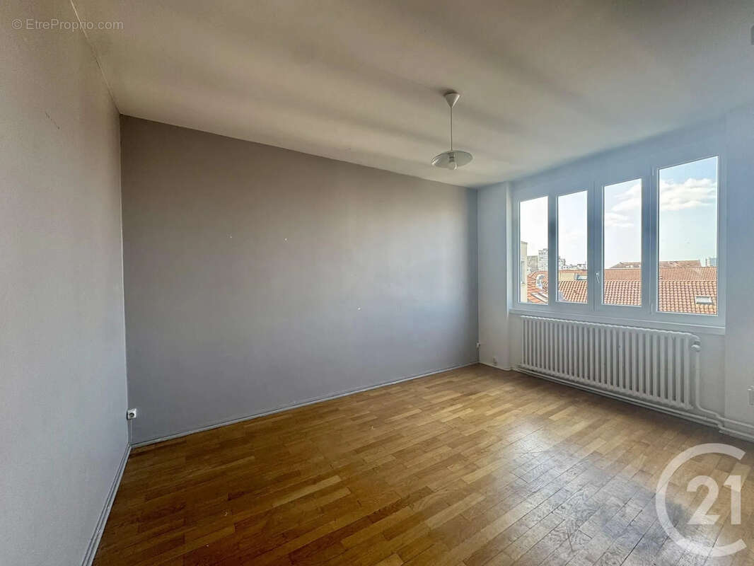 Appartement 23 m² à Villeurbanne  - photo 4