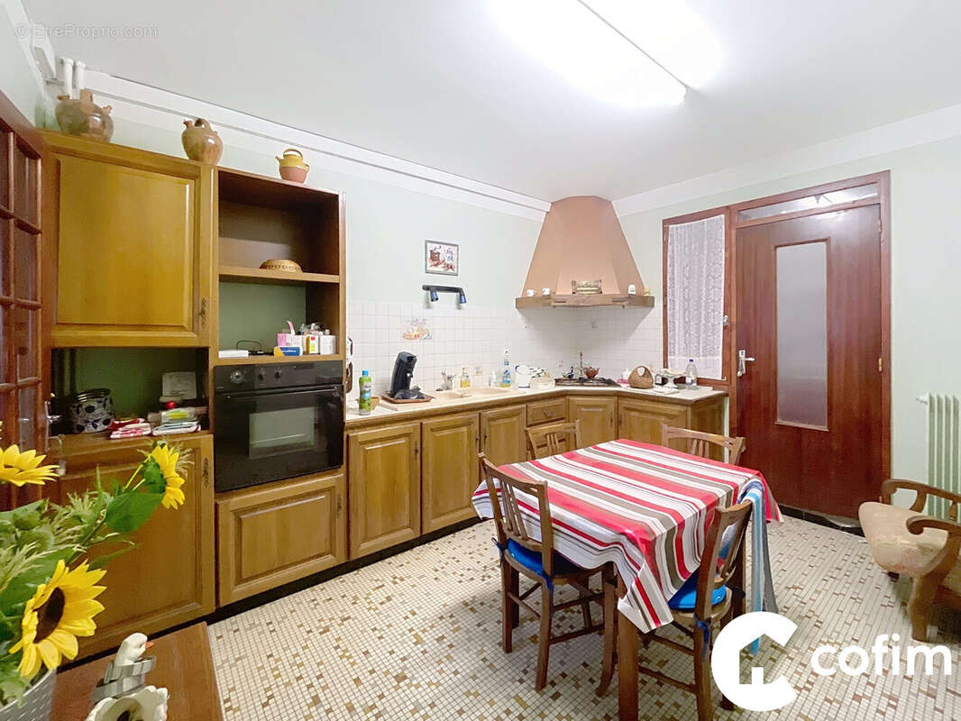 Maison à MIRAMONT-SENSACQ