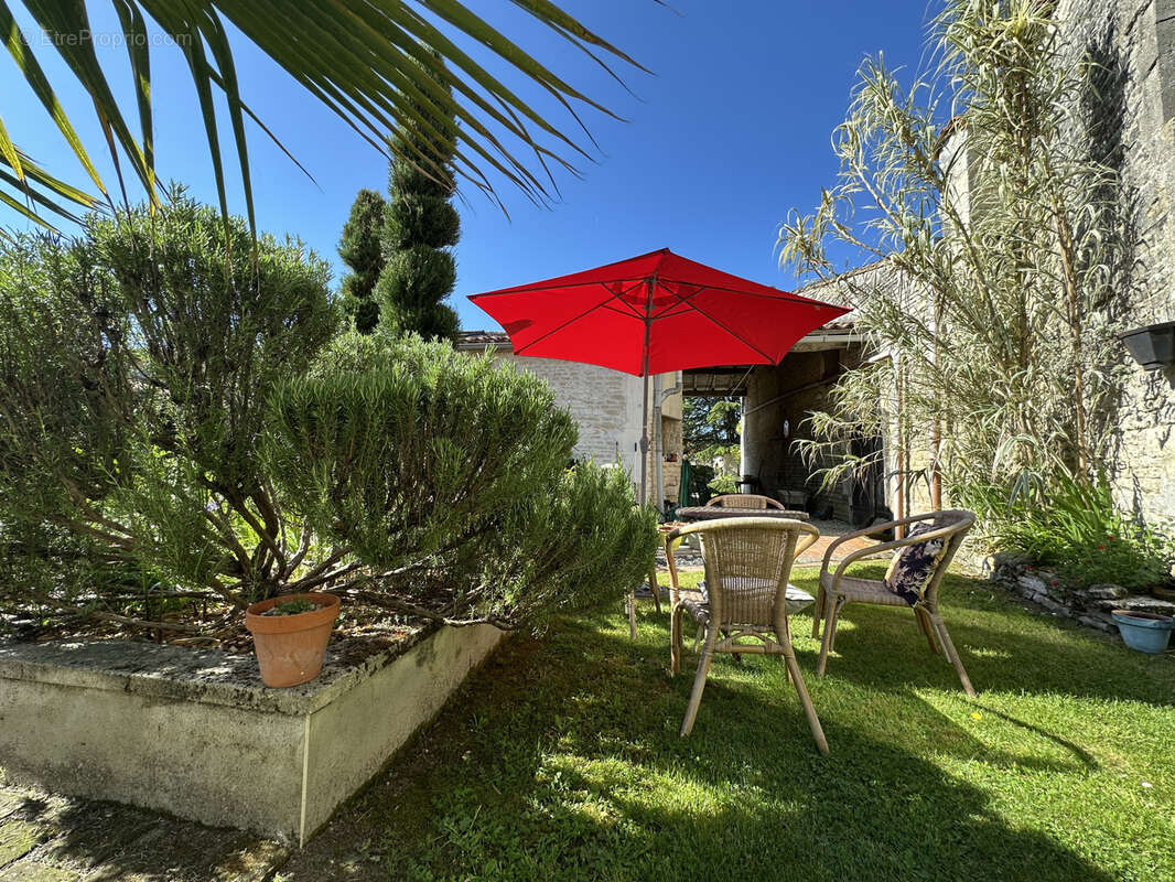 Maison à COURBILLAC