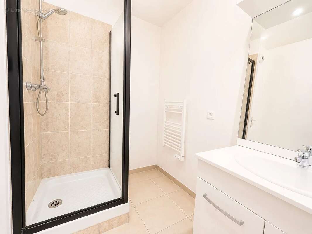 Appartement à FONTENAY-TRESIGNY