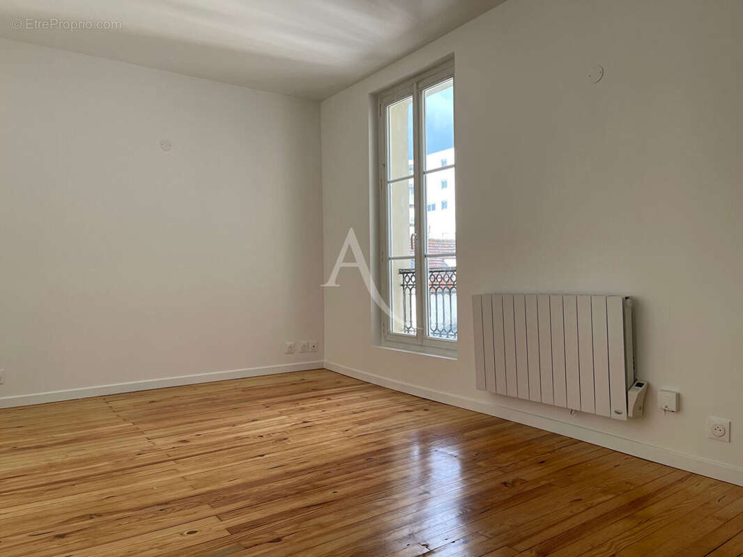 Appartement à PARIS-12E