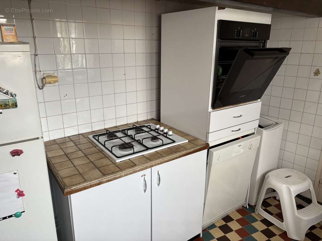 Maison à SAINT-DONAT-SUR-L'HERBASSE