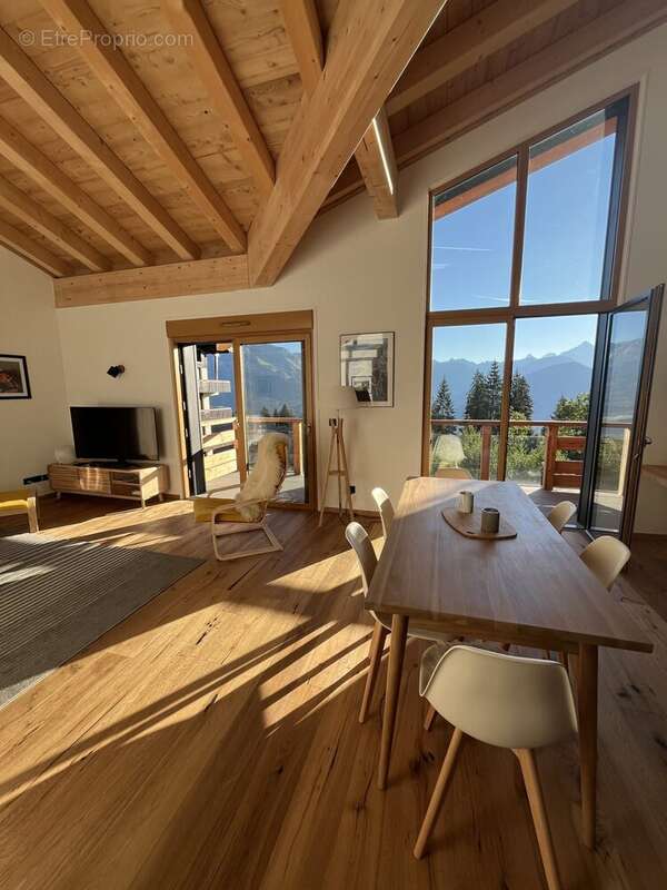 Appartement à COMBLOUX