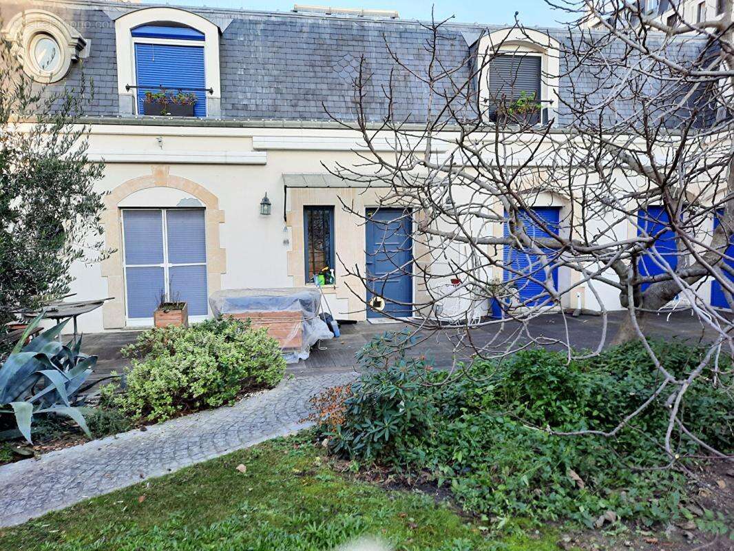 Maison à GENNEVILLIERS