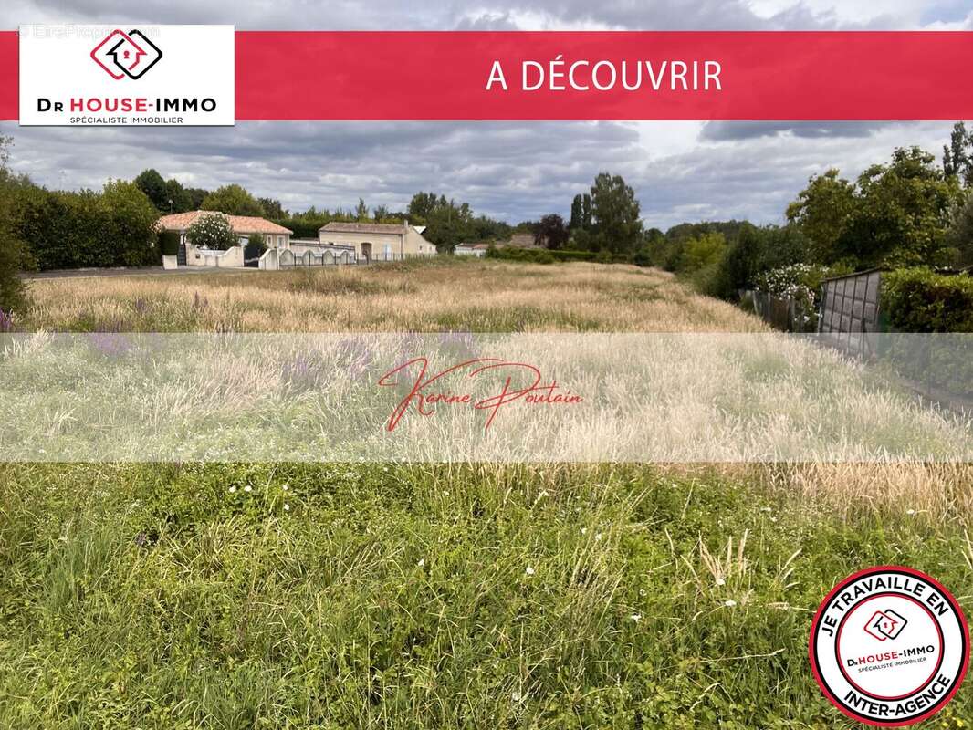 Terrain à AMBARES-ET-LAGRAVE