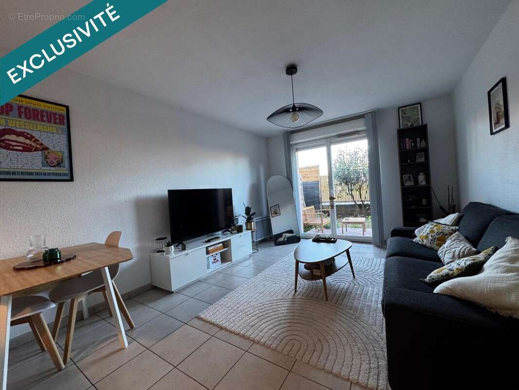 Photo 2 - Appartement à BEAUZELLE