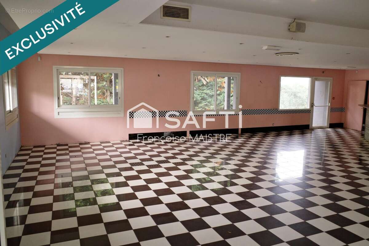 Photo 4 - Commerce à CASTRES