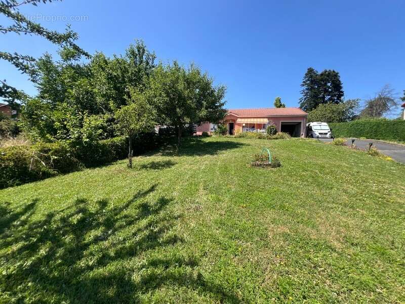 Maison à CHAUFFAILLES