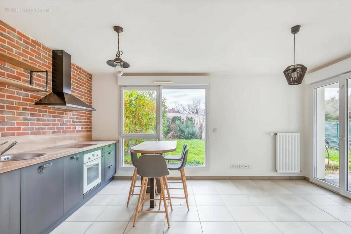 Appartement à VENISSIEUX