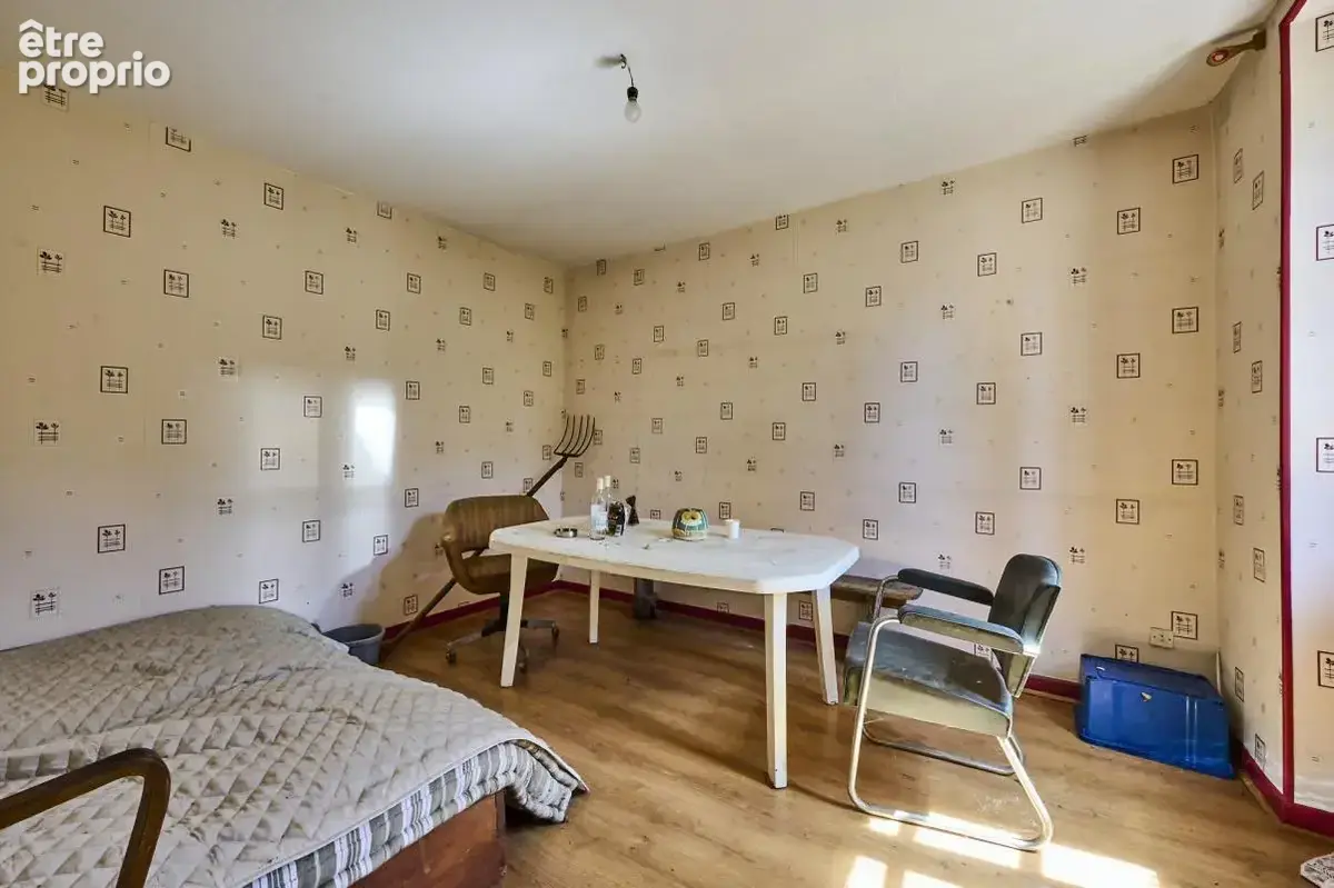 Immeuble et dépendances - 781 m² - Pouilly-en-Auxois (21) - photo 9