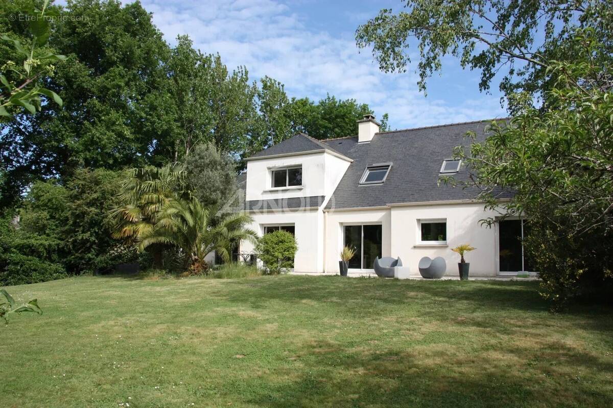 Maison à THEIX