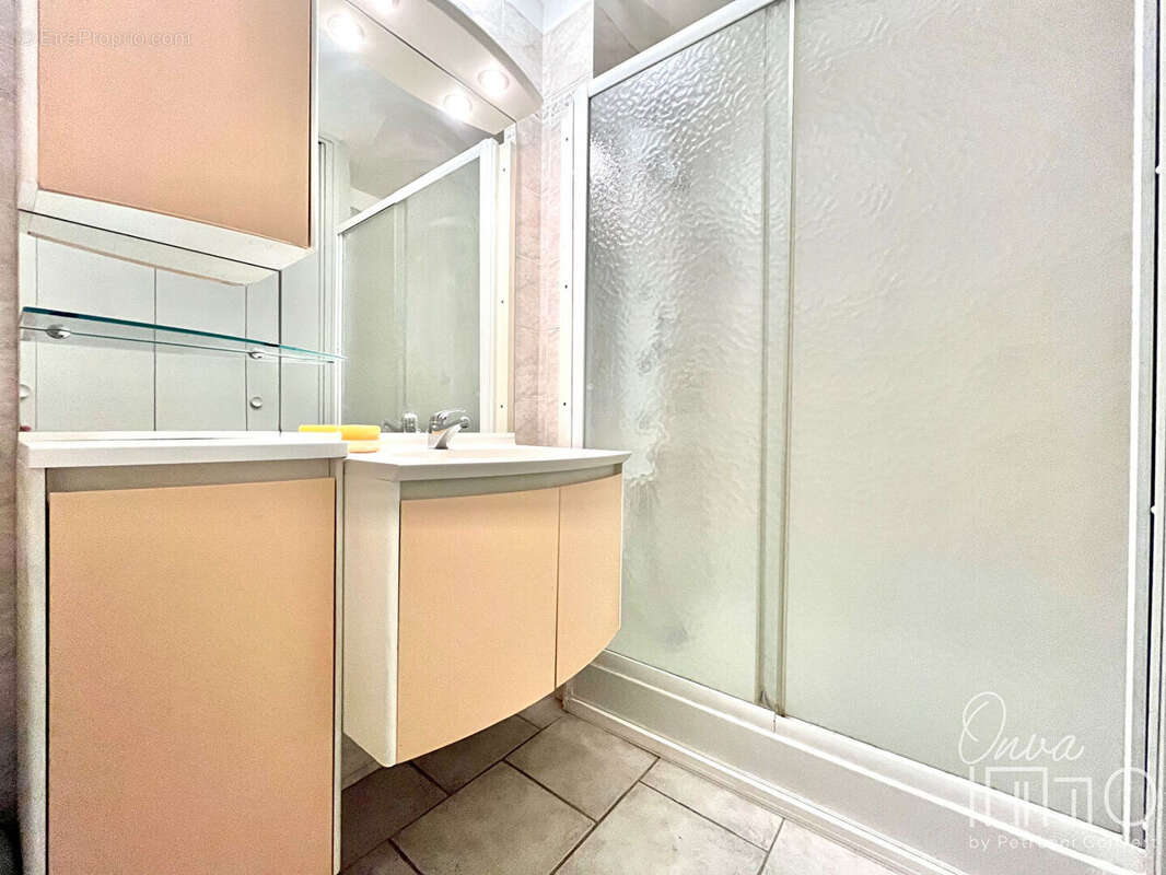 Plateau Saint-Rambert  - T4 de 81m² avec loggia et parking - photo 7