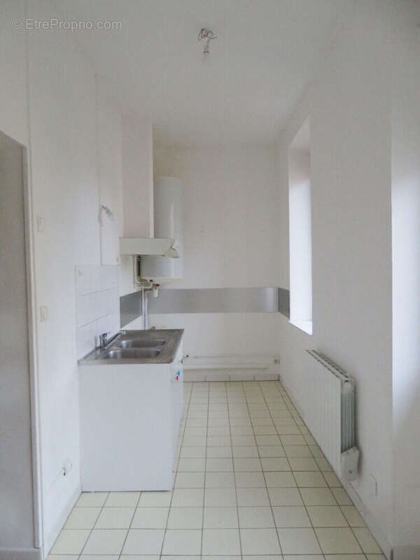 Maison à FLEUREY-SUR-OUCHE