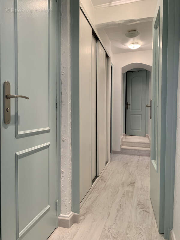 Appartement à FONTAINES-SAINT-MARTIN