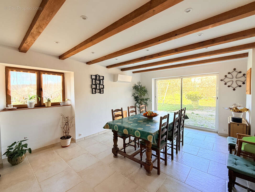 Propriété avec habitation, hangar et 2,7 ha d’un seul tenant Barjac Gard 30 - photo 6