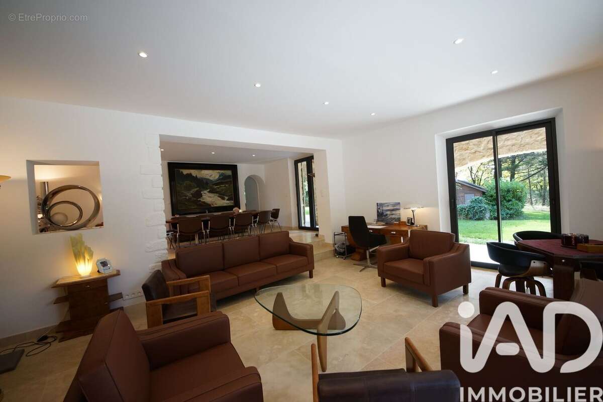 Photo 9 - Maison à VAISON-LA-ROMAINE