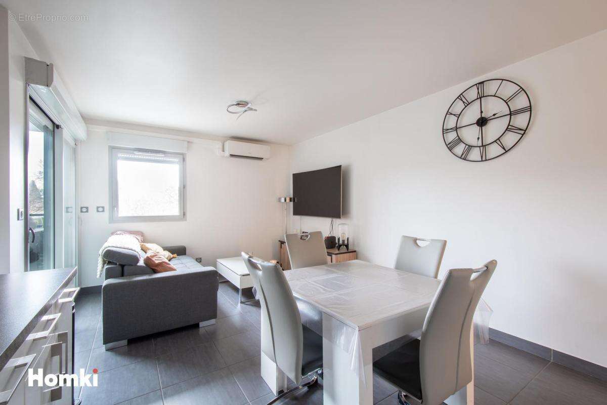Appartement à JUVIGNAC