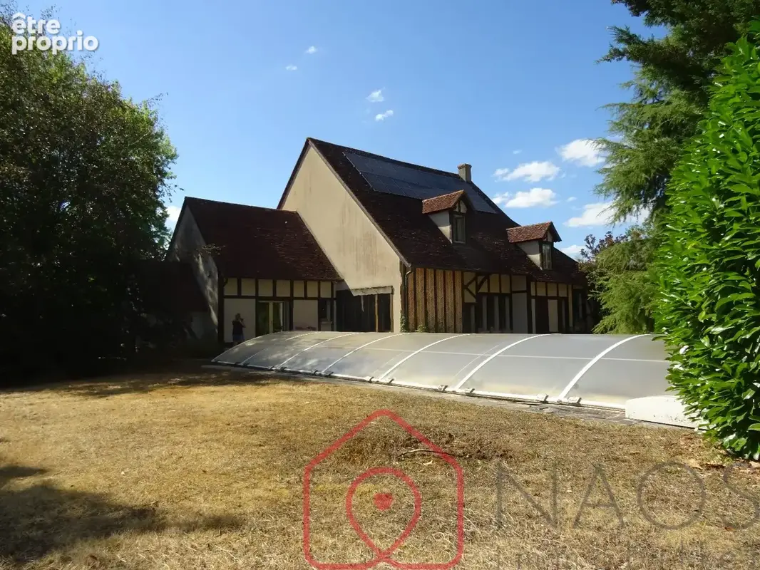 Belle maison de famille T8 -252 m² hab. - photo 2