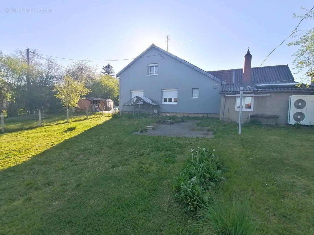 Maison à LA SOUTERRAINE