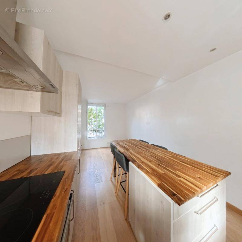 Appartement à MAISONS-ALFORT