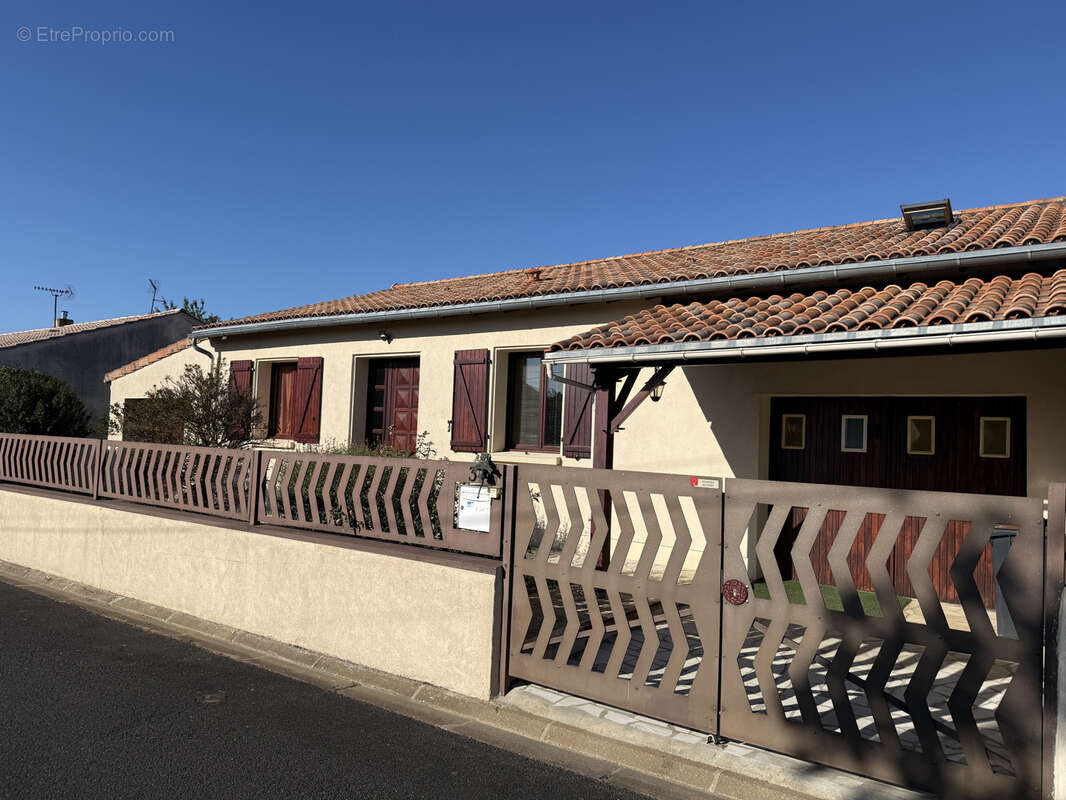 Type 5 - bourg la villedieu - photo 11
