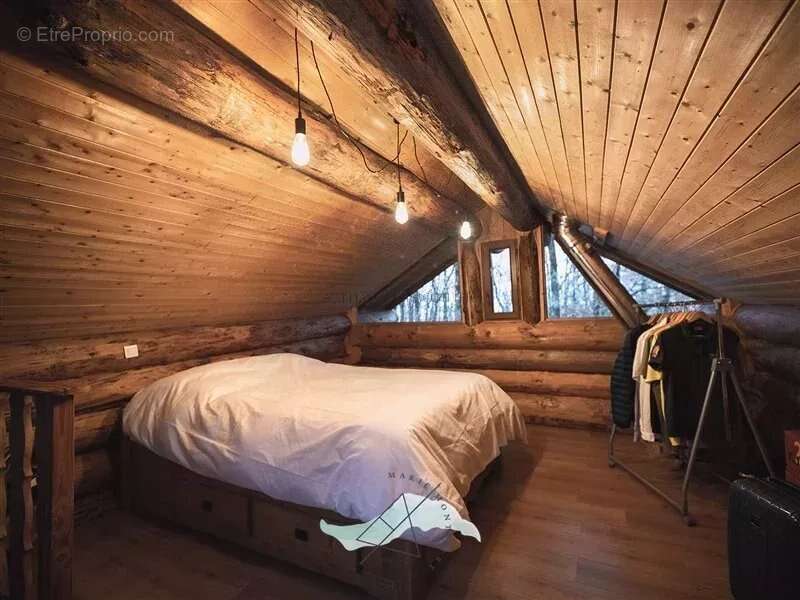 Maison à MONCEAUX-SUR-DORDOGNE