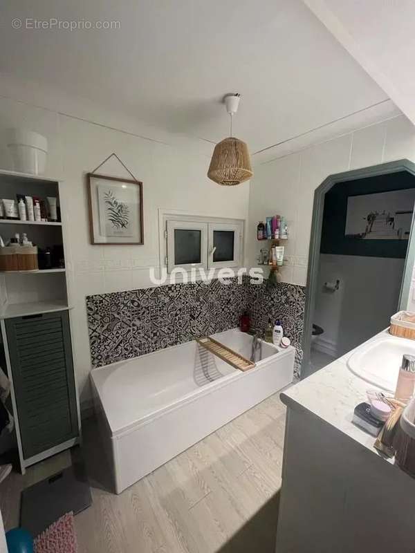 Maison à BOURG-LES-VALENCE