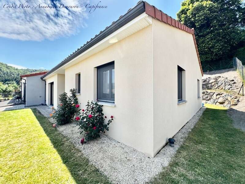 Maison à VOLVIC