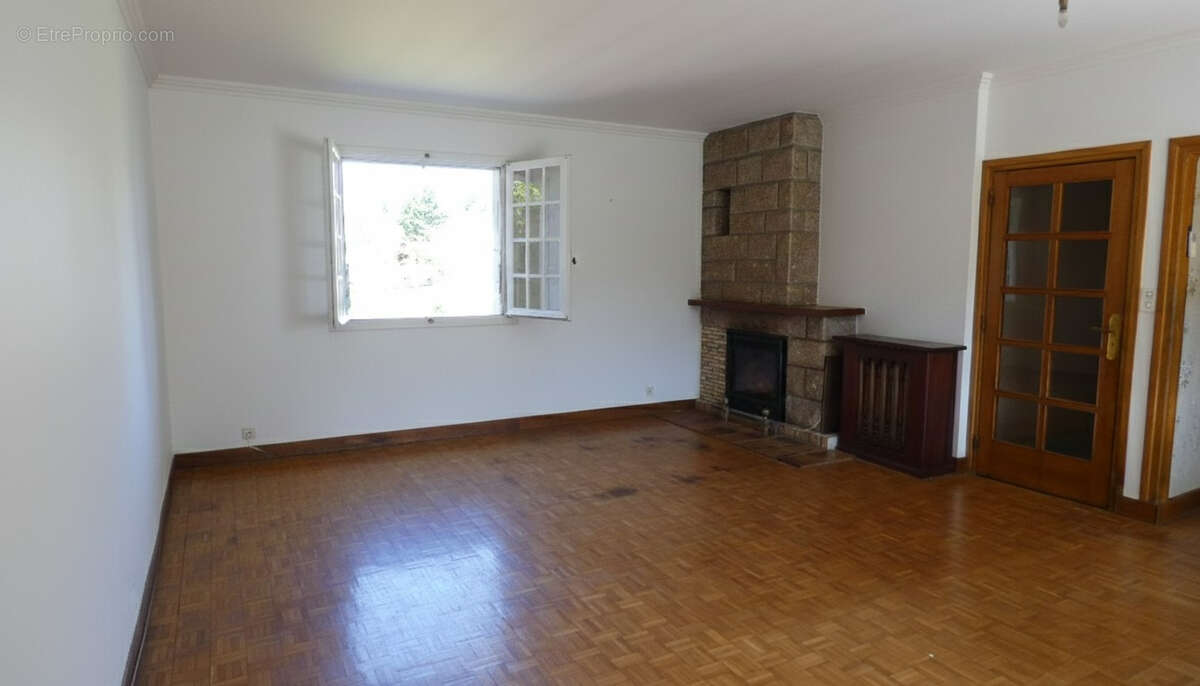 QUISTINIC - Maison 5 pièces avec terrain 2566m² - photo 6