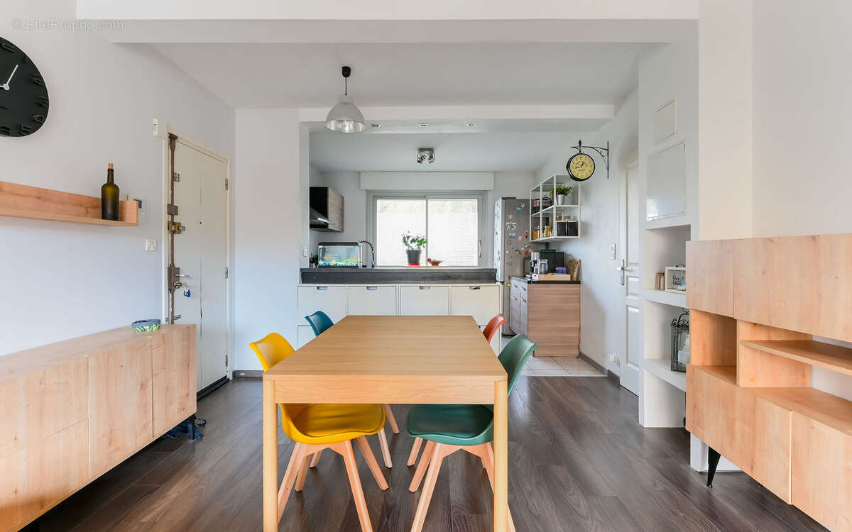 Appartement à TASSIN-LA-DEMI-LUNE