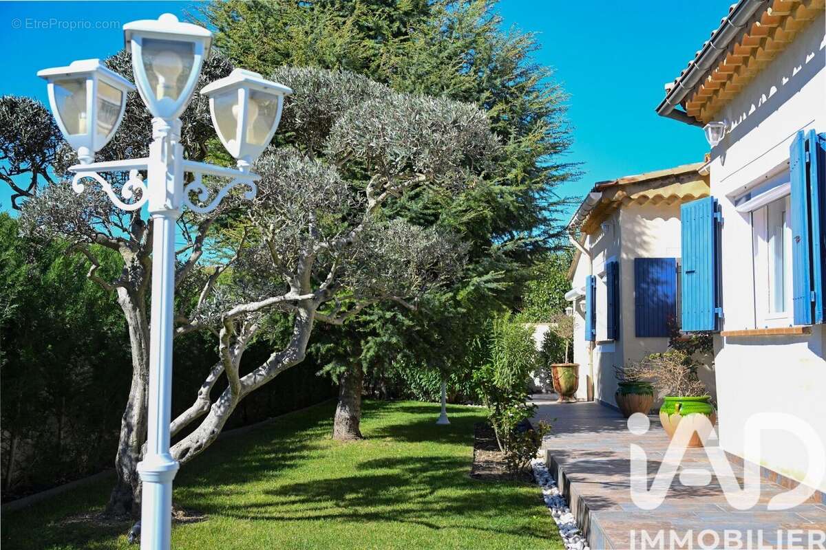 Photo 3 - Maison à ROCHEFORT-DU-GARD