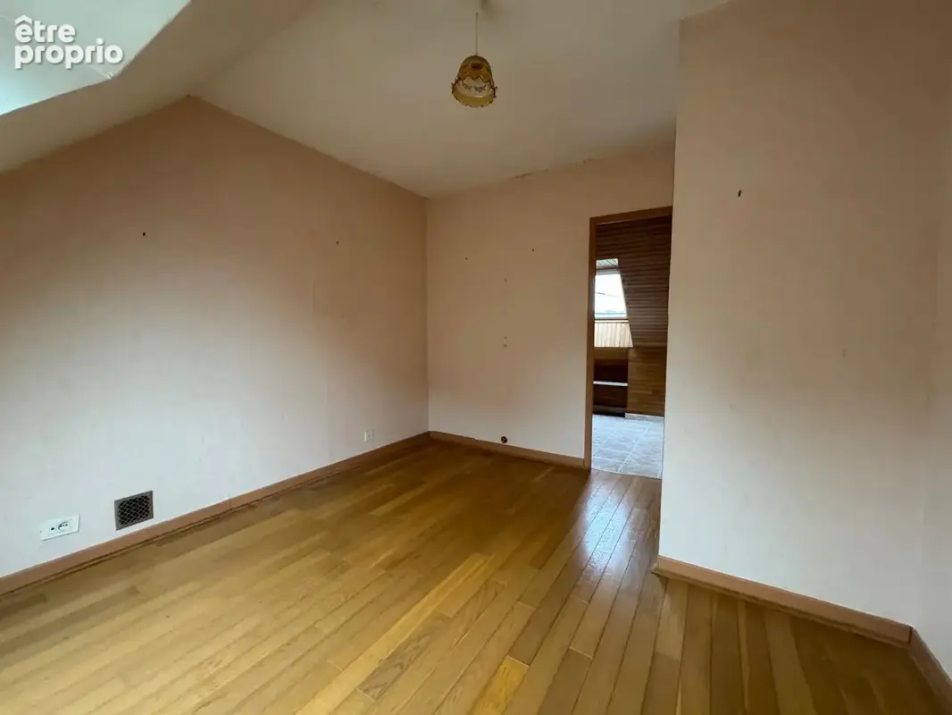 Maison 5 chambres - quartier calme - photo 10