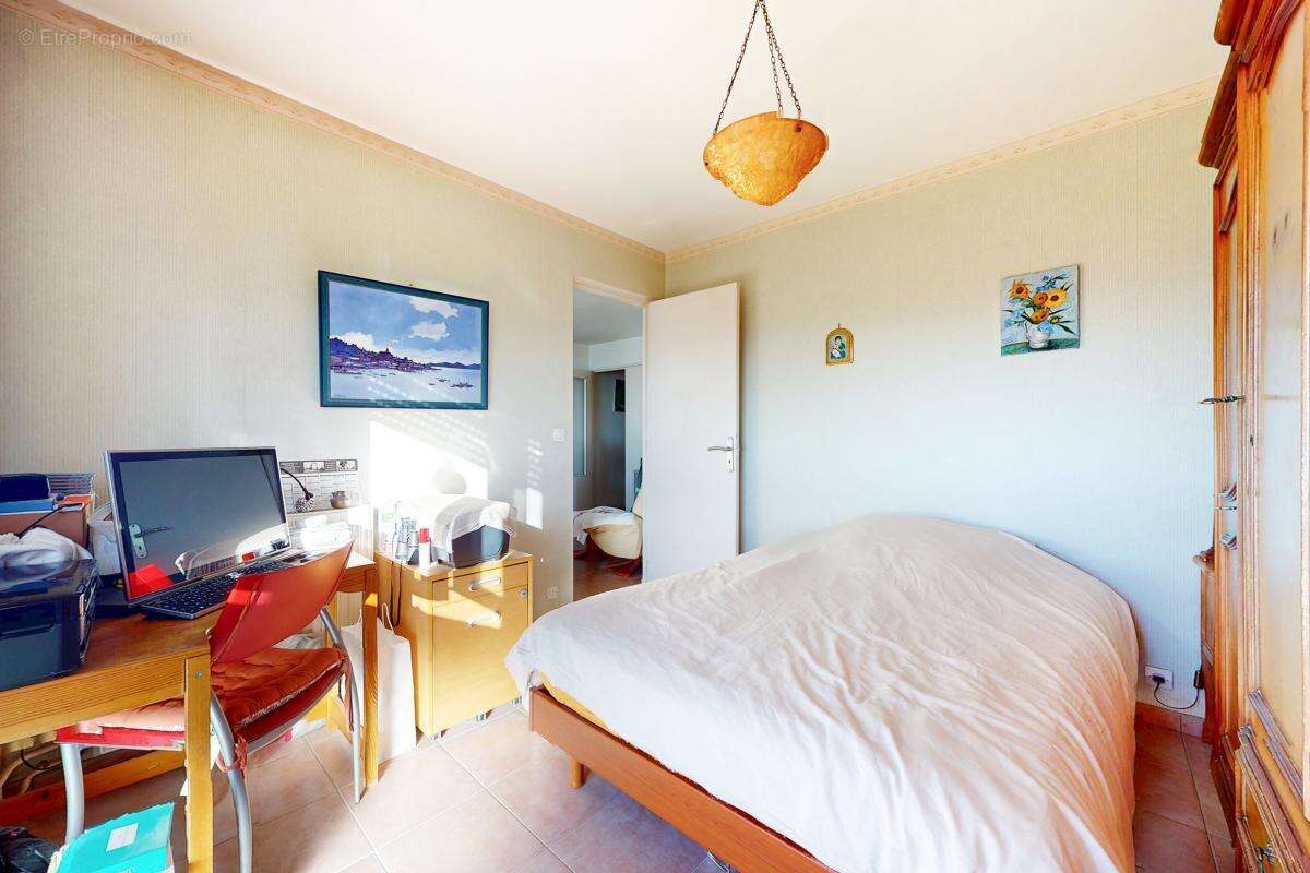 Appartement à MARSEILLE-12E