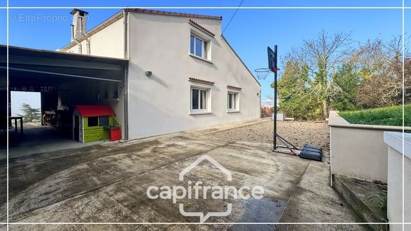 Maison à CASTELCULIER