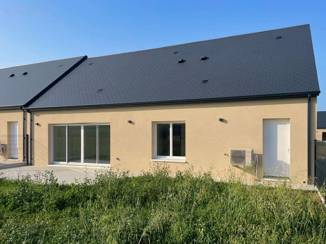 Maison à BRETTEVILLE-SUR-LAIZE